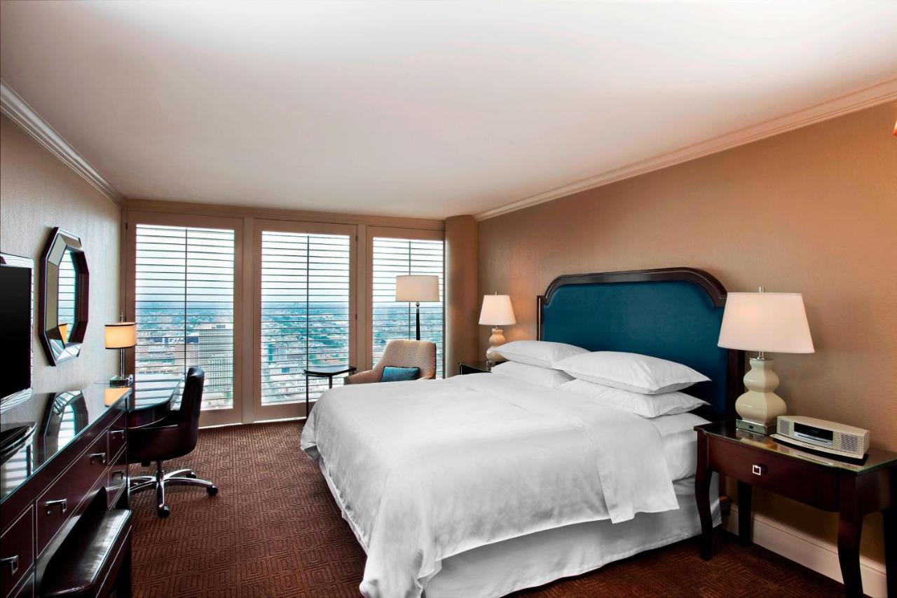 Sheraton New Orleans Hotel Exterior photo