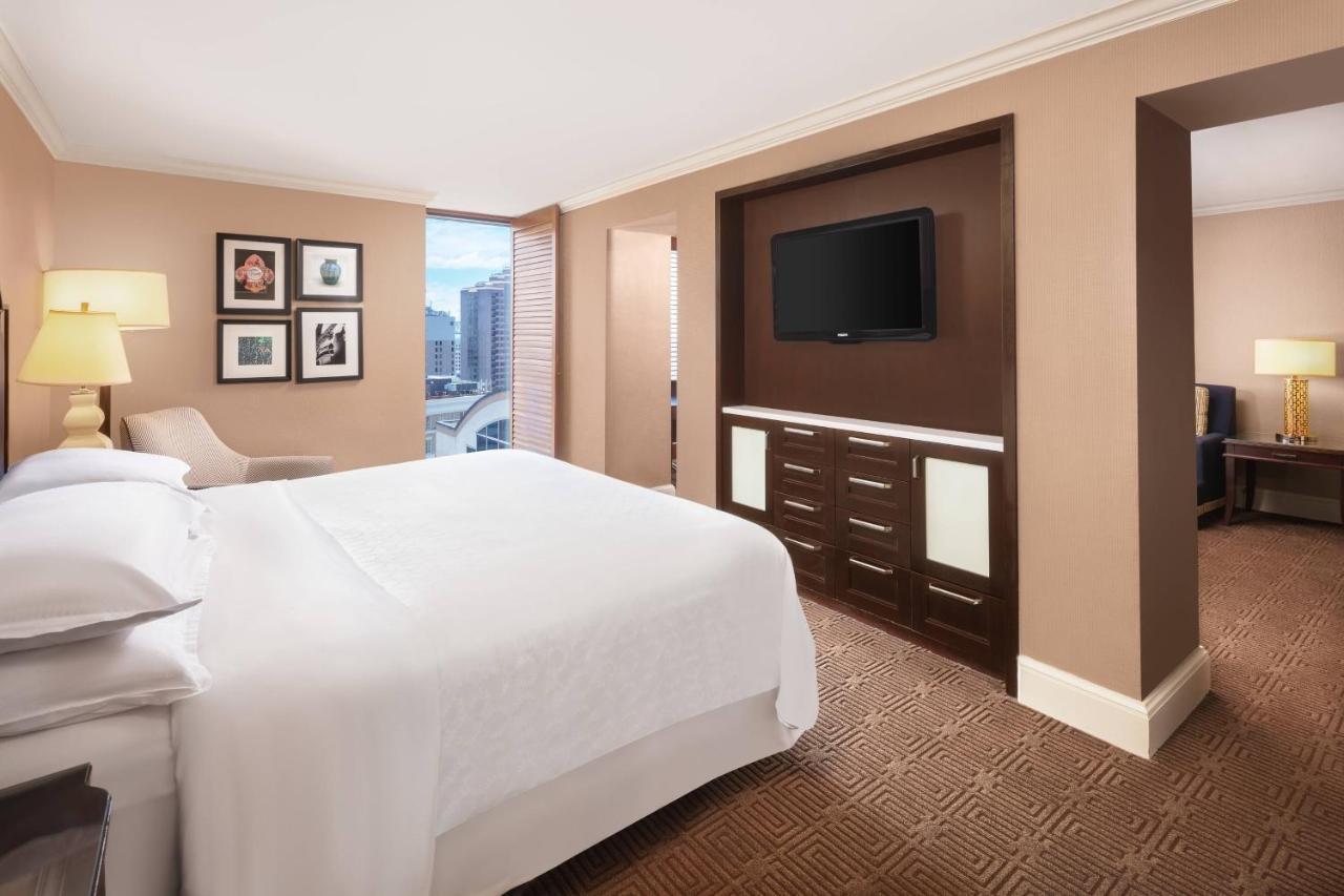 Sheraton New Orleans Hotel Exterior photo