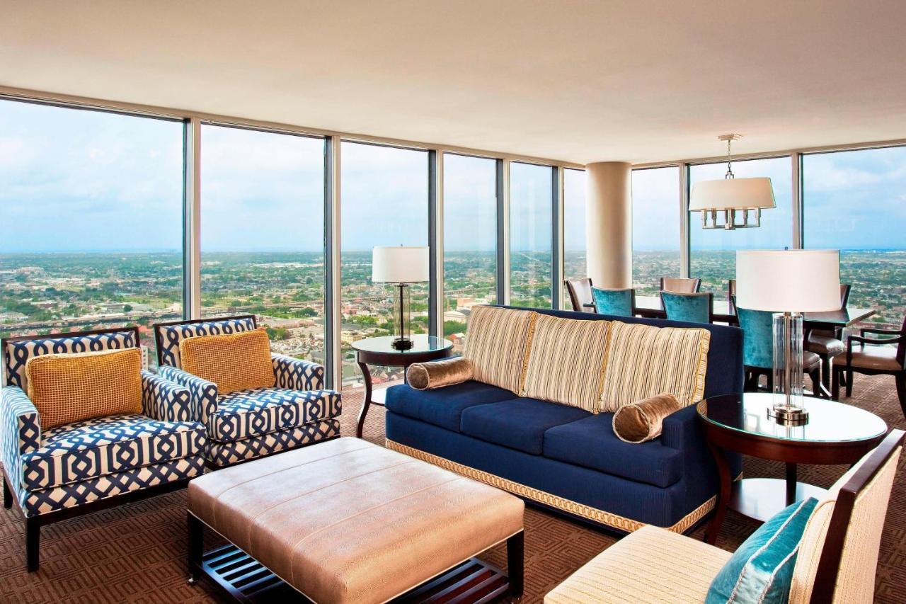 Sheraton New Orleans Hotel Exterior photo